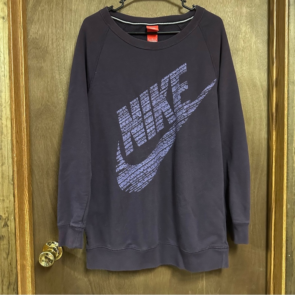 Nike Crewneck Sweatshirt Medium‎